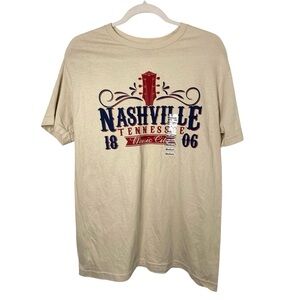 NWT Nashville Tennessee Medium Beige Music City Casual Comfy Crew Neck T-Shirt
